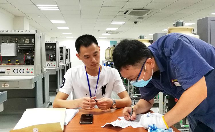 模块2:制冷剂识别2.jpg