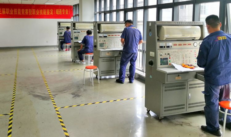 模块3:空调控制电路连接与故障排除1.jpg
